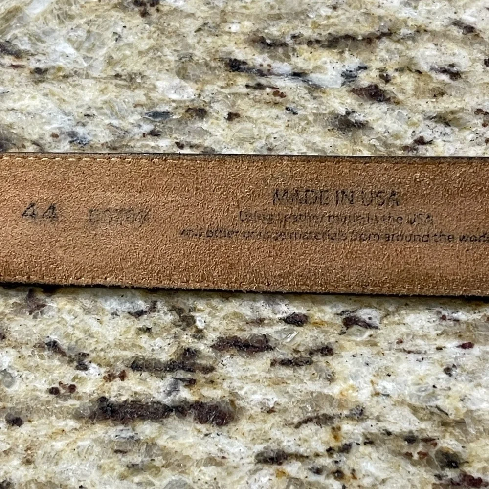 SILVER CREEK Brown Leather belt size 44”